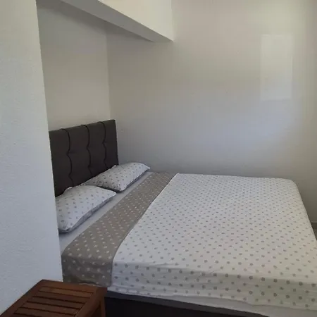 Kristo Appartement